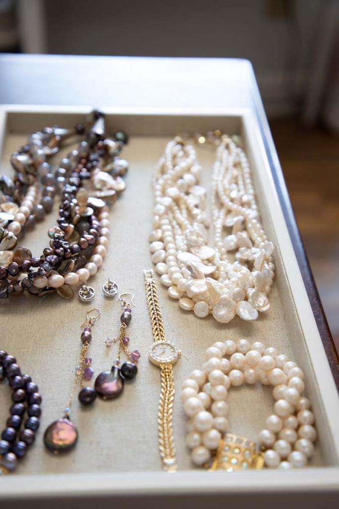 Hire a Charleston jewelry designer to make necklaces, earrings, and